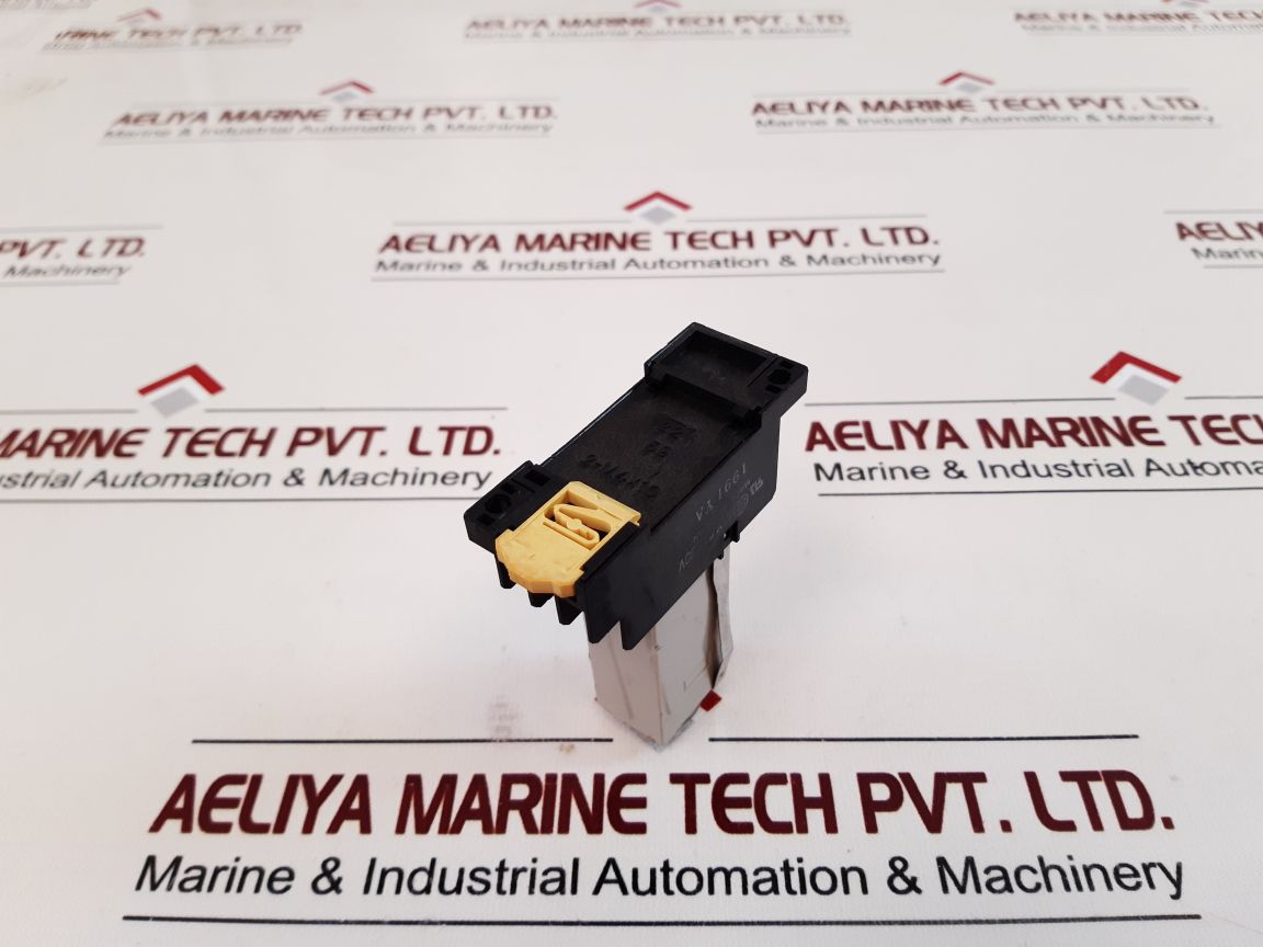 Omron H3Y-2 Timer Ac250V