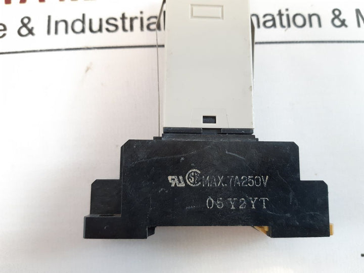 Omron H3Y-2 Timer 0-10 Sec