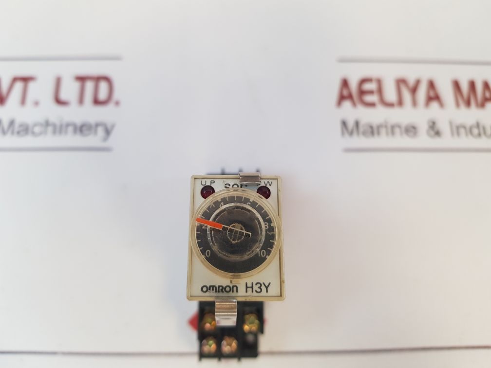 Omron H3Y-2-timer 100Vac