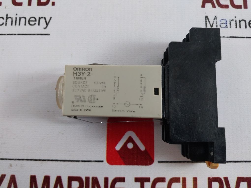 Omron H3Y-2-timer 5A 250Vac