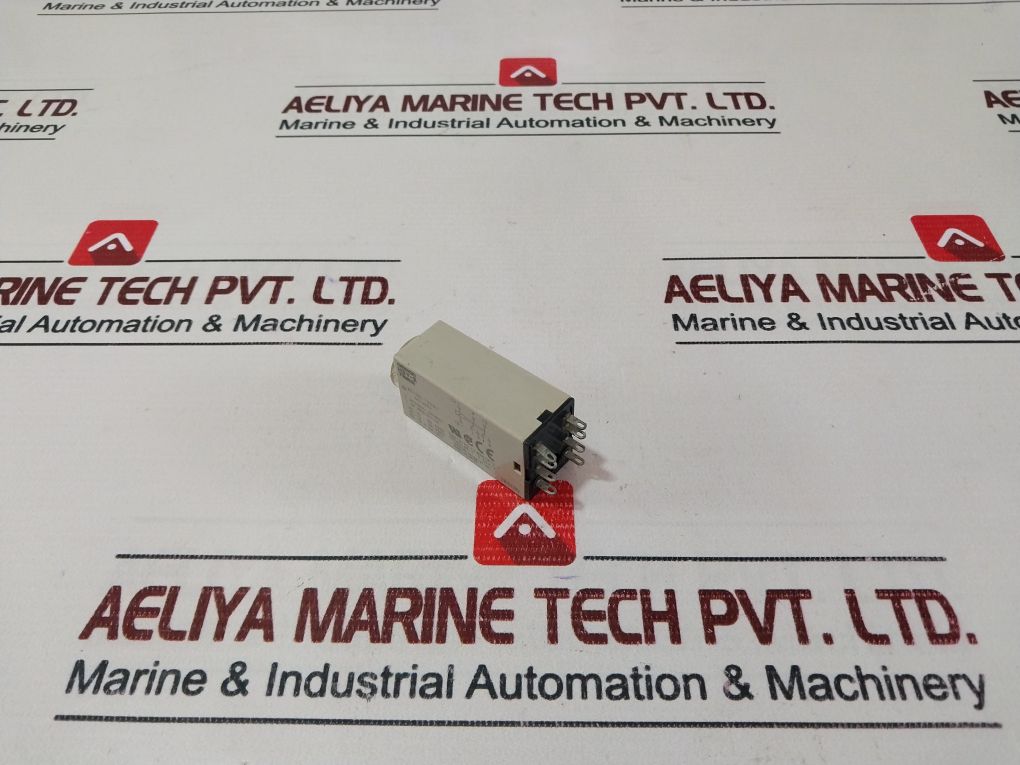 Omron H3Y-2 Timer 0-10 Sec 5A