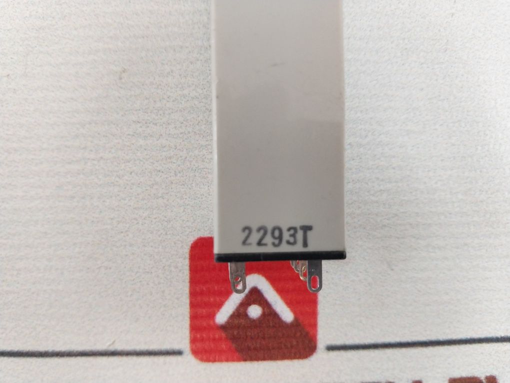 Omron H3Y-2 Time Relay 0-60 Sec 220Vac 50/60Hz