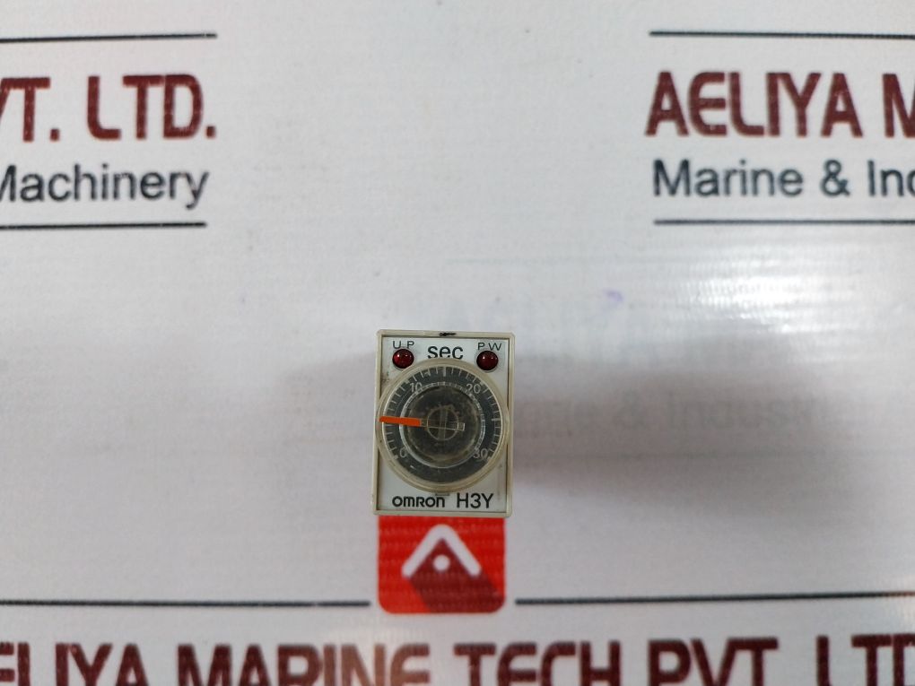 Omron H3Y-2 Timer 110 Vac