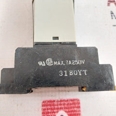 Omron H3Y-2 Timer 250V