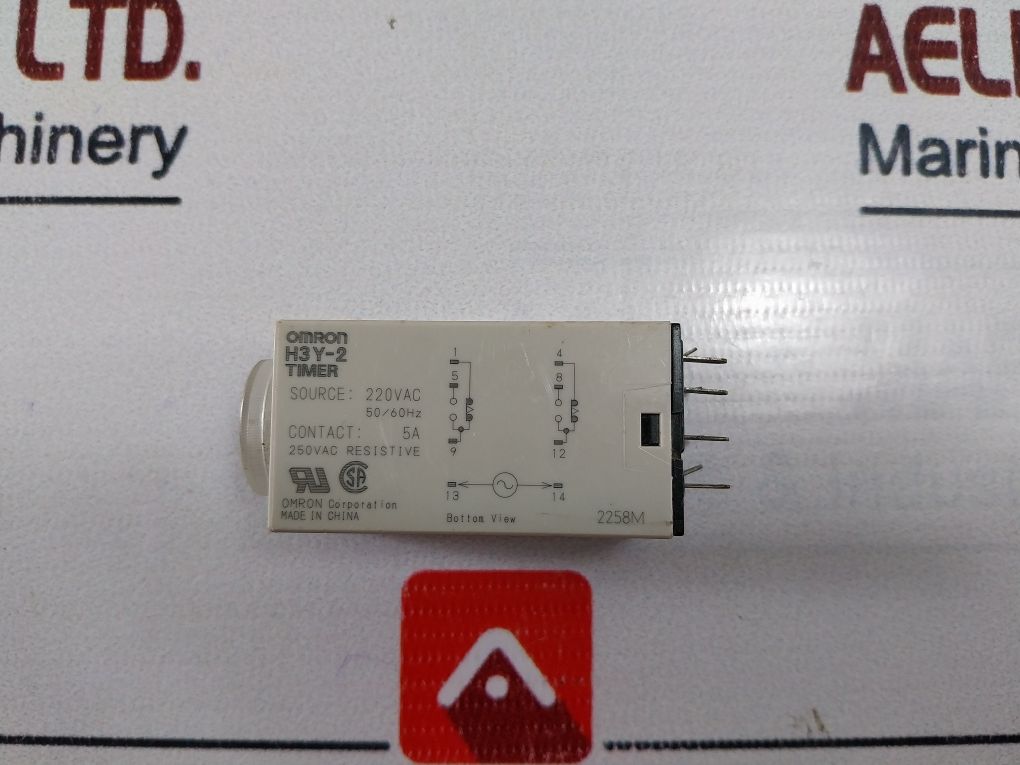 Omron H3Y-2 Timer 50/60Hz