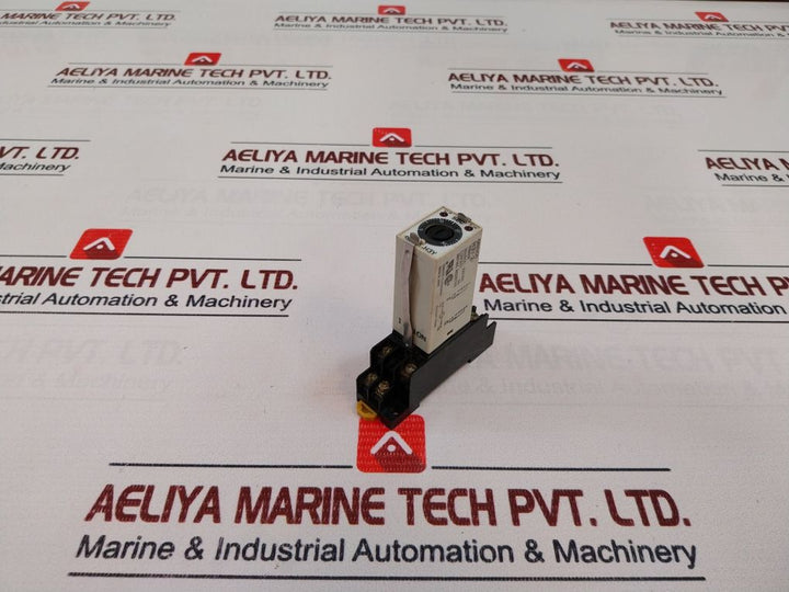 Omron H3Y-2 Timer Relay