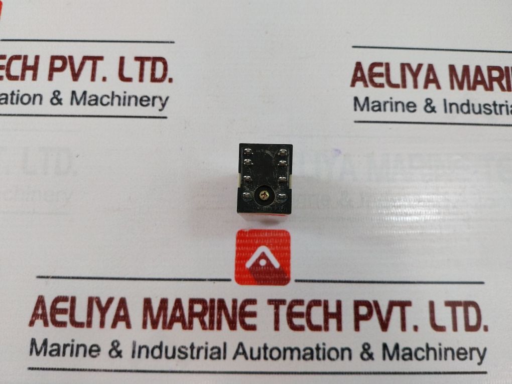 Omron H3Y-2 Timer 0-30 Sec