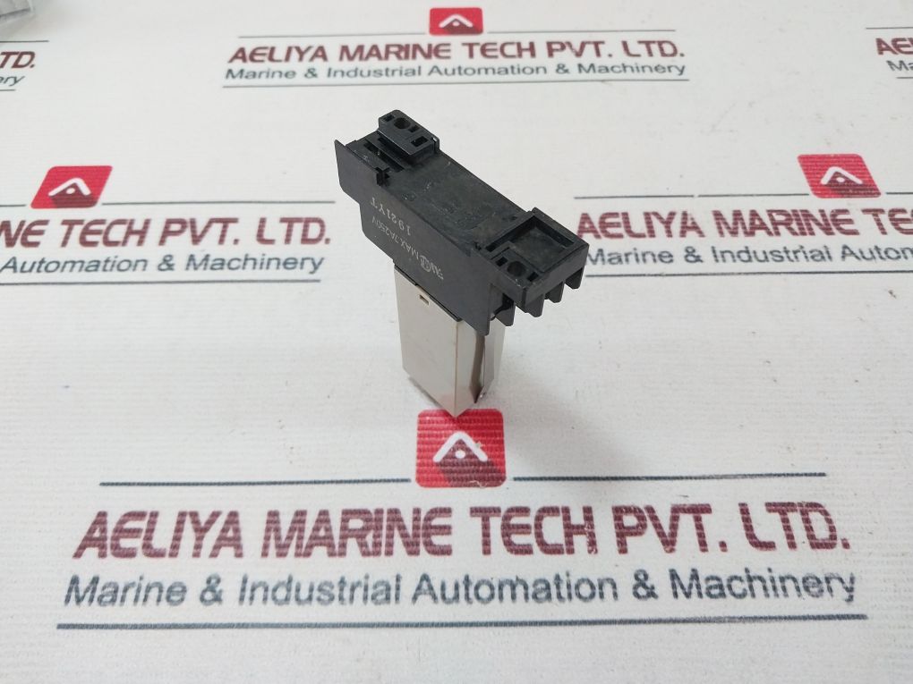 Omron H3Y-2 Timer Relay With Base