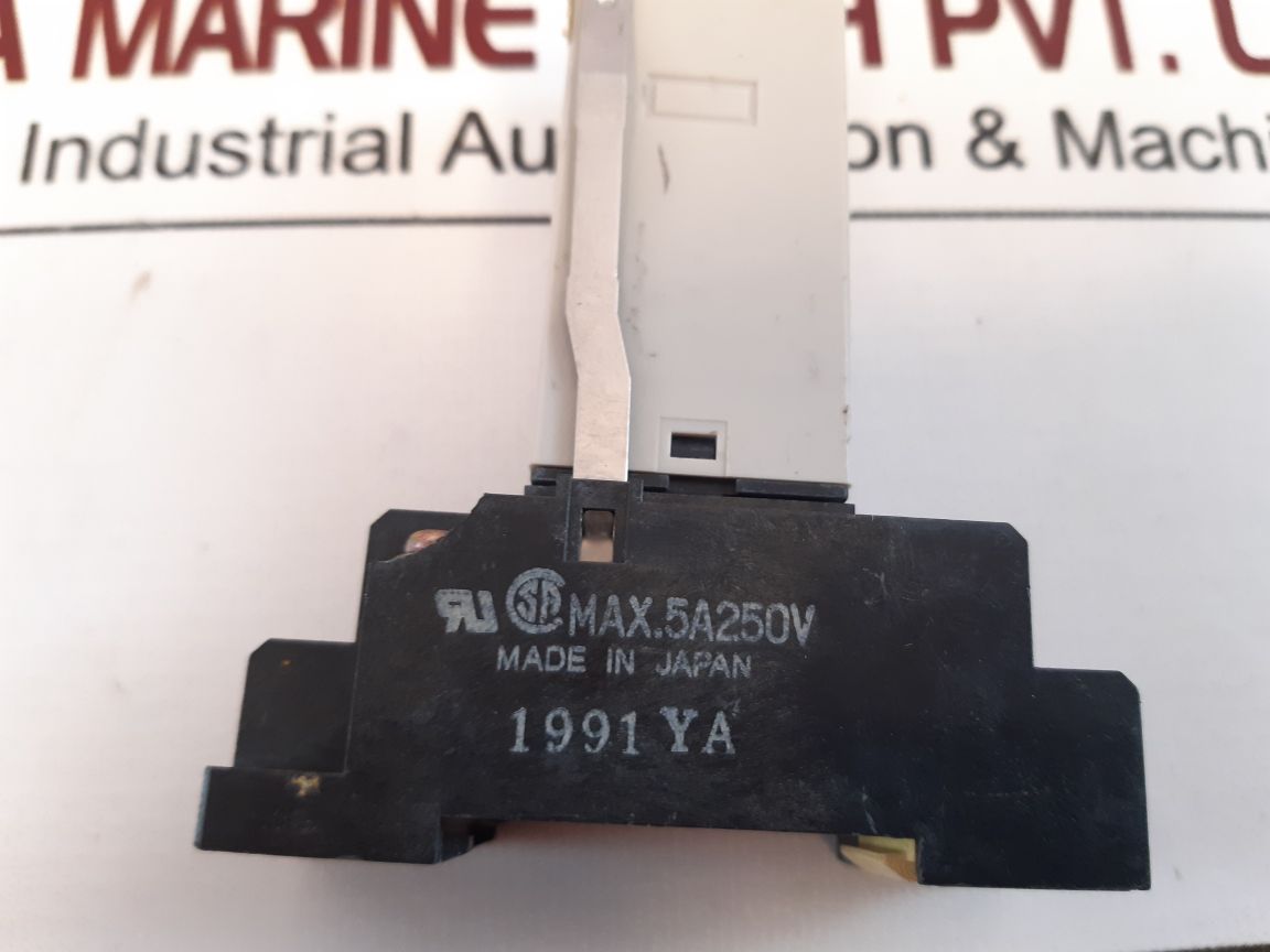 Omron H3Y-4 Timer 0 To 30 Sec