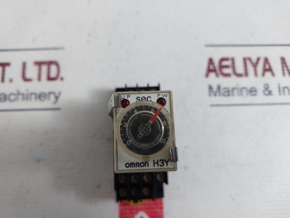 Omron H3Y-4- Timer With Base