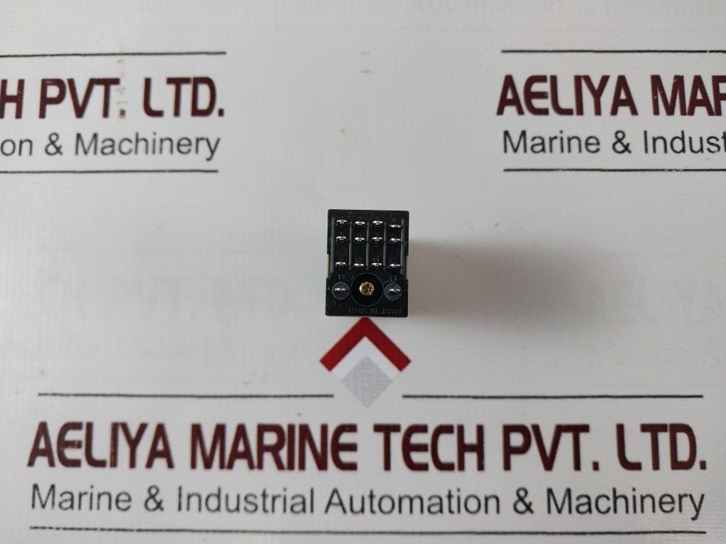 Omron H3Y-4 Timer 0-30 Sec
