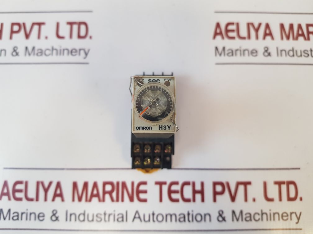 Omron H3Y-4 Timer 0 To 5 Sec