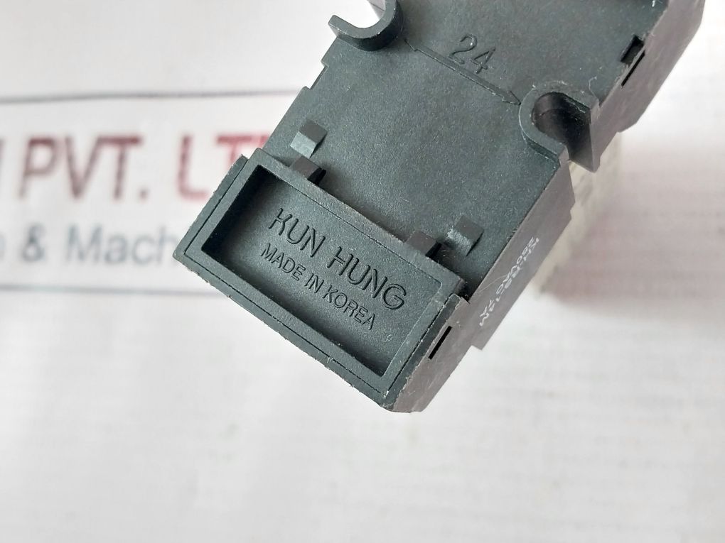 Omron H3Y-4 Delay Timer Time Relay 0-30 Sec