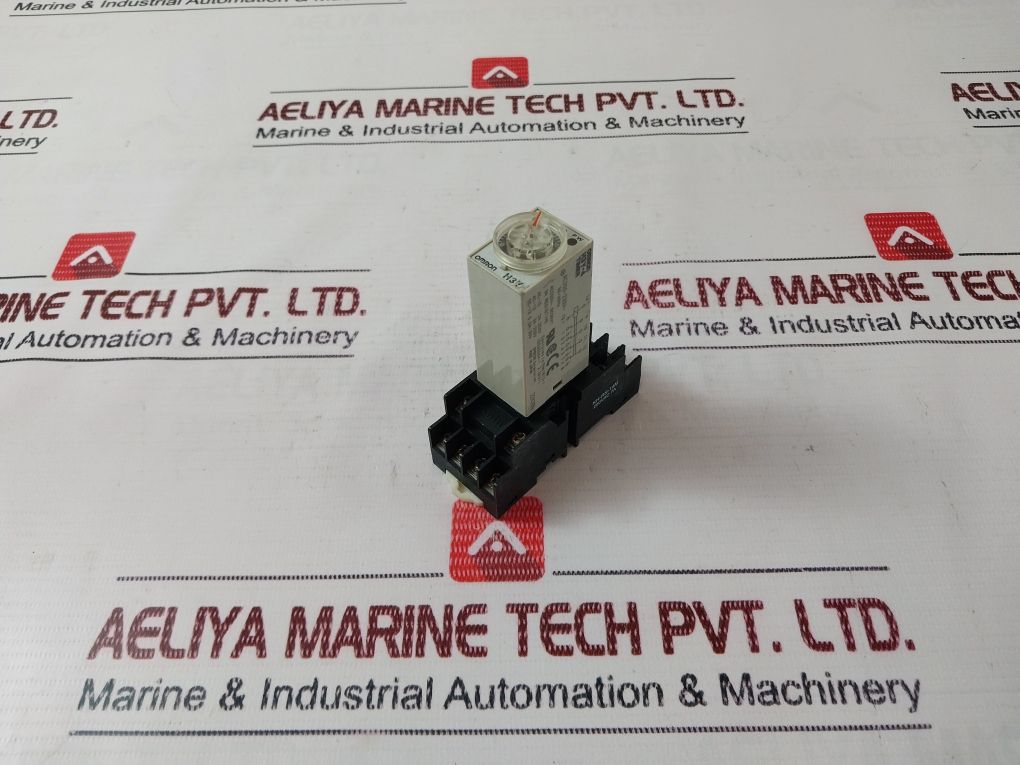 Omron H3Y-4 Delay Timer Time Relay 0-30 Sec