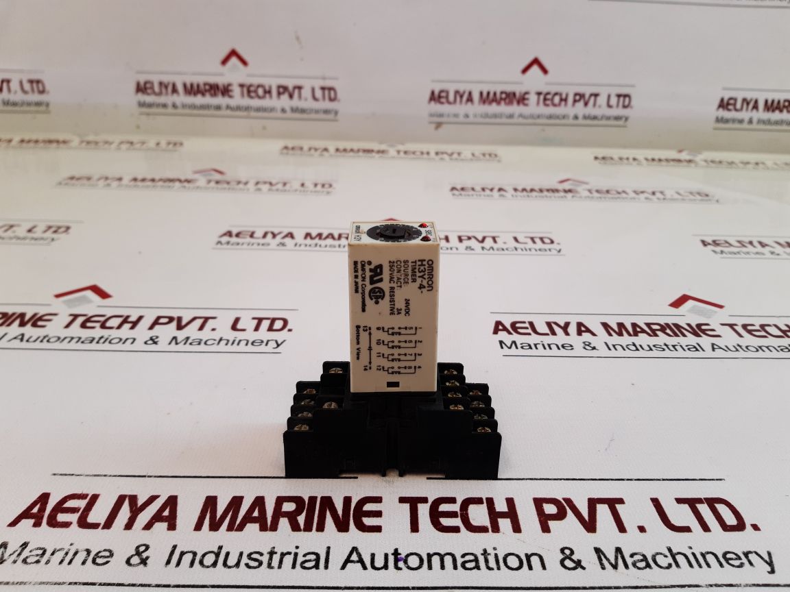 Omron H3Y-4 Timer 0 To 10 Sec With Socket Base
