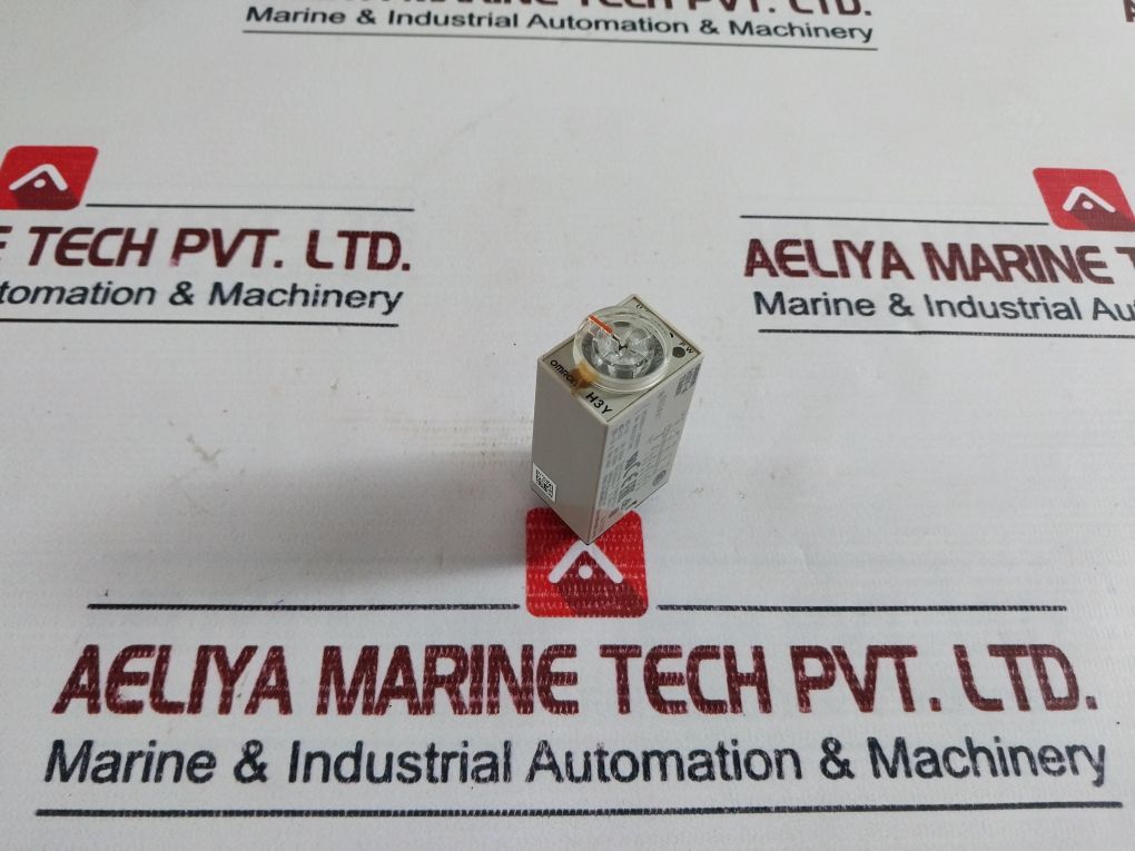 Omron H3Y-4 Timer Dc24V