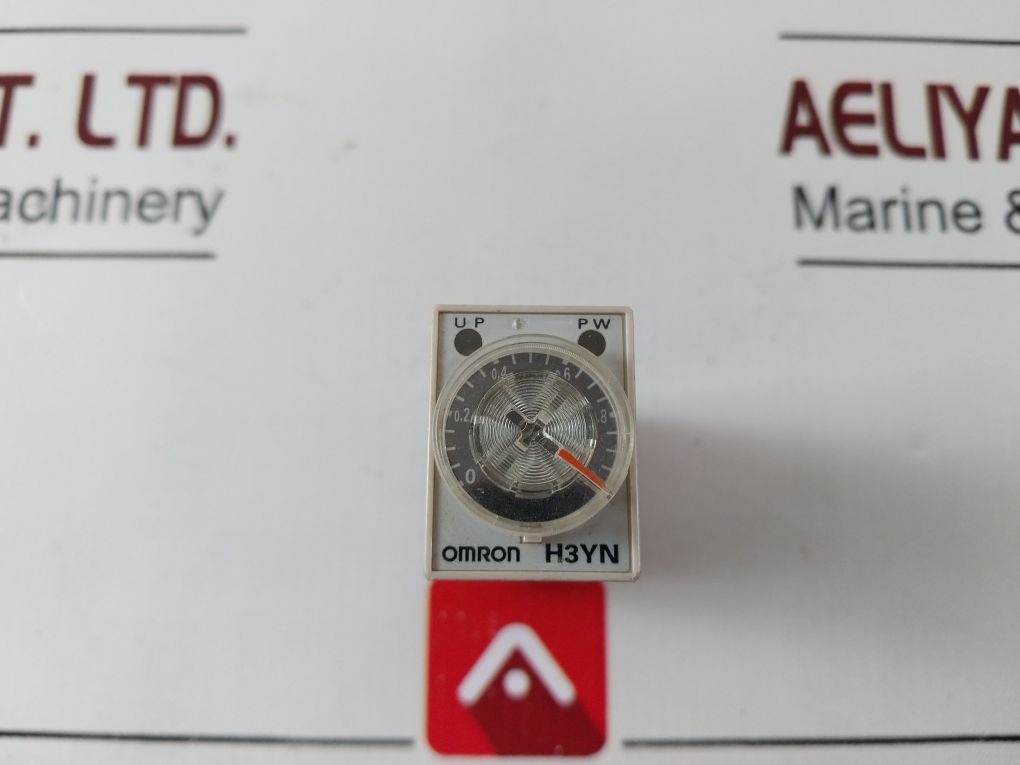 Omron H3Yn-2 Timer 0.1S-10 Min Ac 100-120V