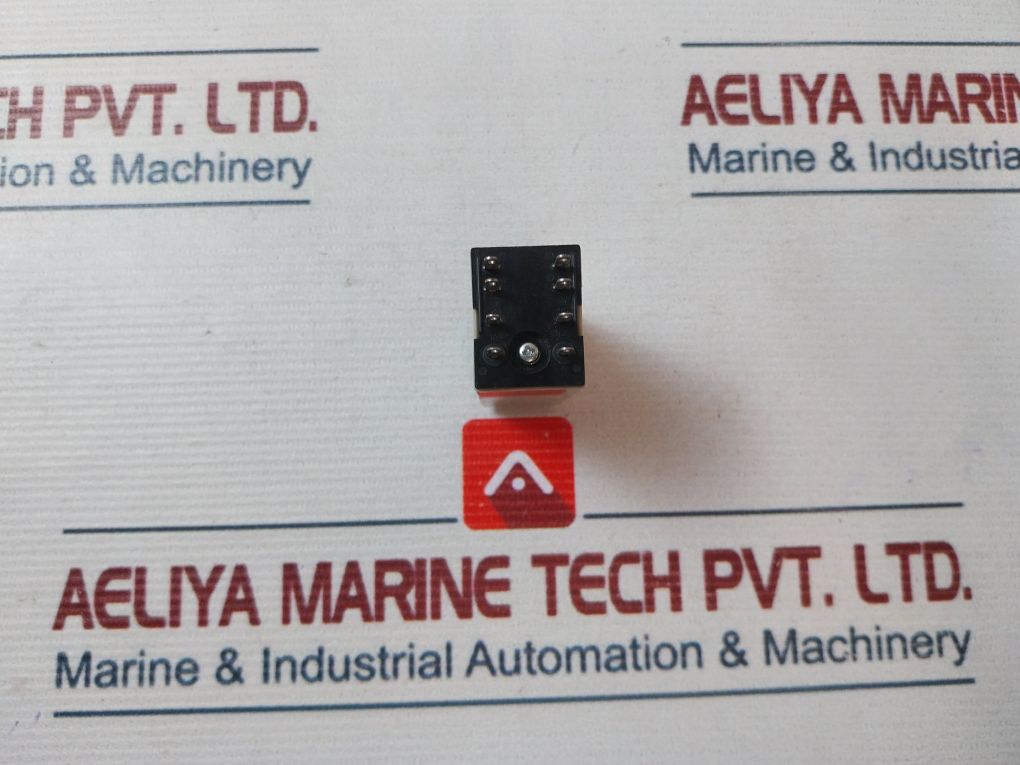 Omron H3Yn-2 Timer Ac250V~