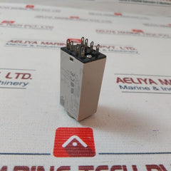 Omron H3Yn-2 Timer Ac250V~