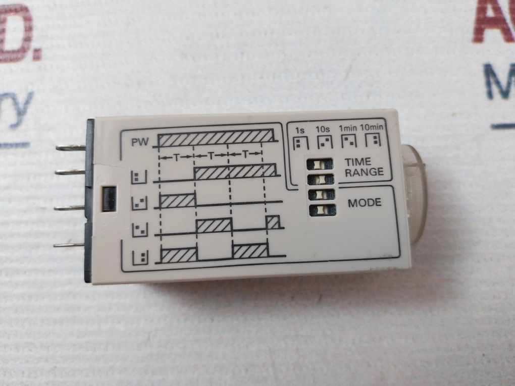 Omron H3Yn-2 Timer Ac250V~