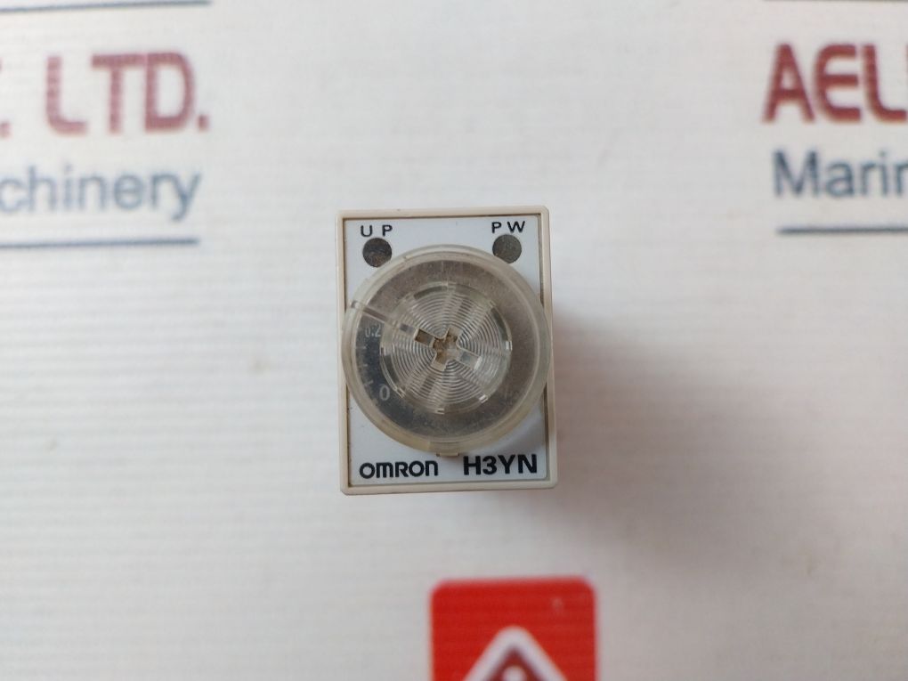 Omron H3Yn-2 Timer Ac250V~
