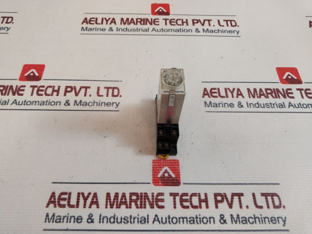 Omron H3Yn-2 Timer Relay With Base 0.1S-10Min
