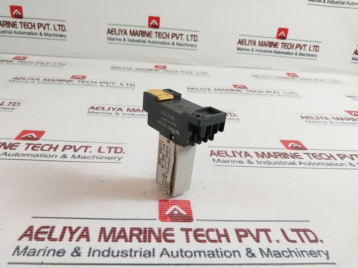 Omron H3Yn-4 Timer Relay With Base 0.1 S - 10 Min