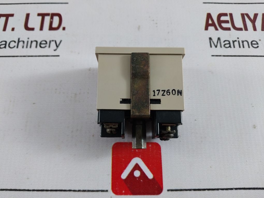 Omron H7Et-bv Time Counter
