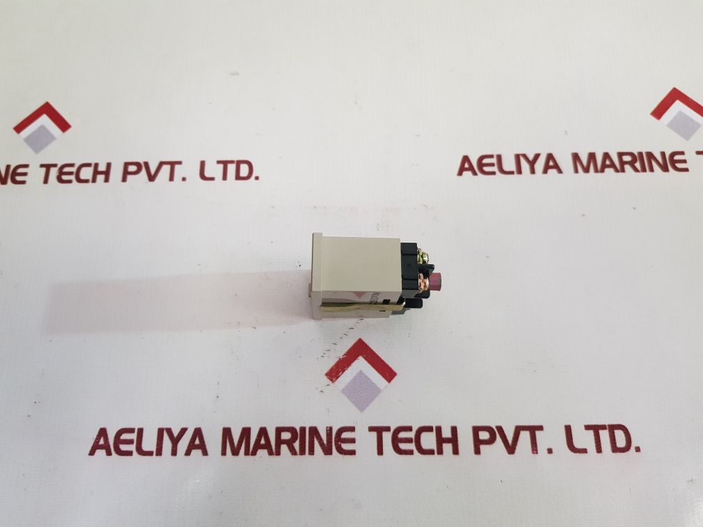 Omron H7Et-bvm Time Counter 5 To 30Vdc