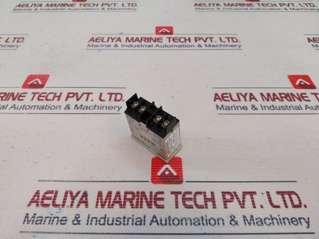 Omron H7Et-n Time Counter 