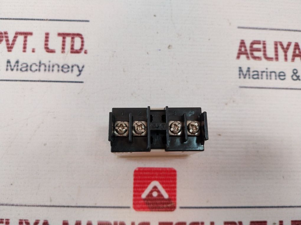 Omron H7Et-n Time Counter 