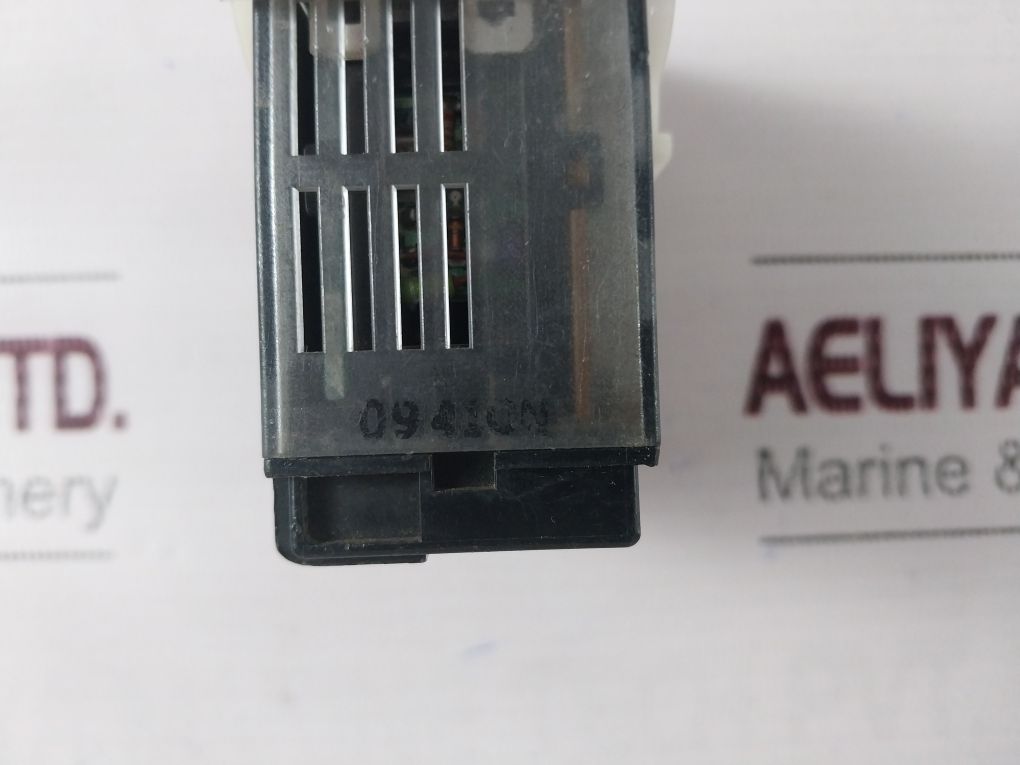 Omron H7Hp-a Time Counter 100-240 Vac