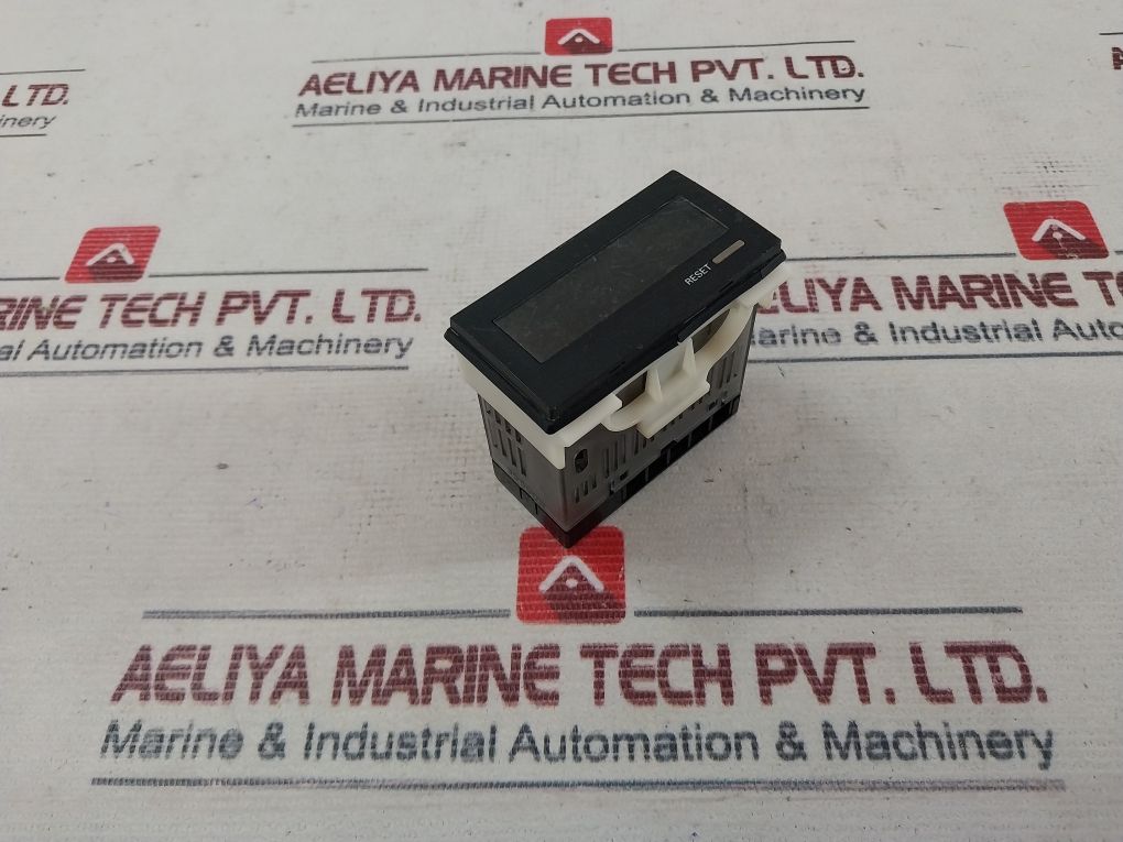 Omron H7Hp-c8Db Total Counter 12-24Vdc