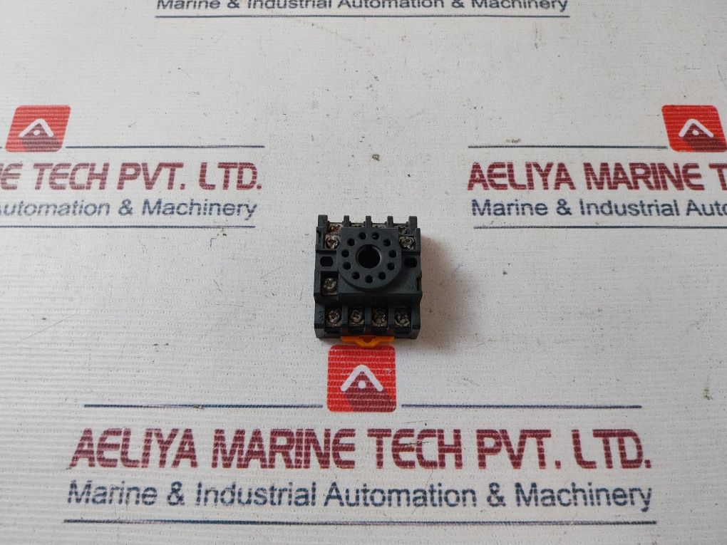 Omron Imk3Pn-5-s Relay With Socket 250Vac~7A