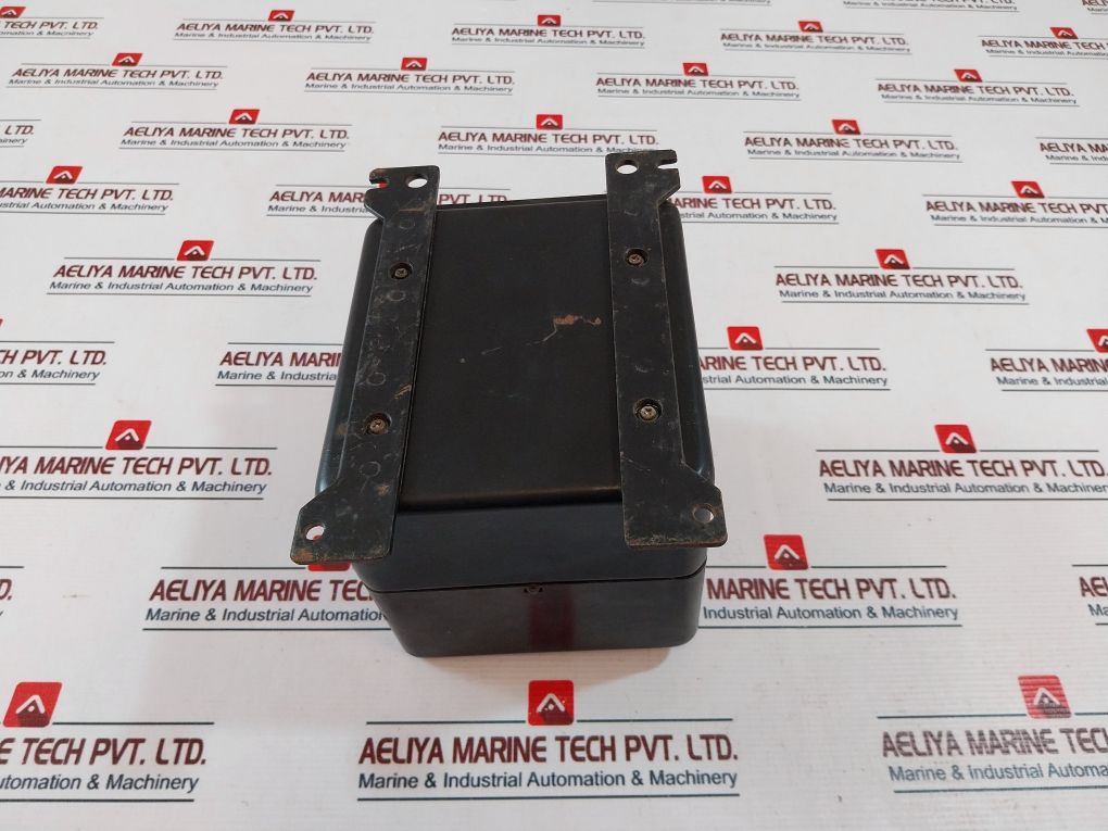 Omron K2Wr-r-s5T Revers Power Relay 220Vac 5A 50/60Hz