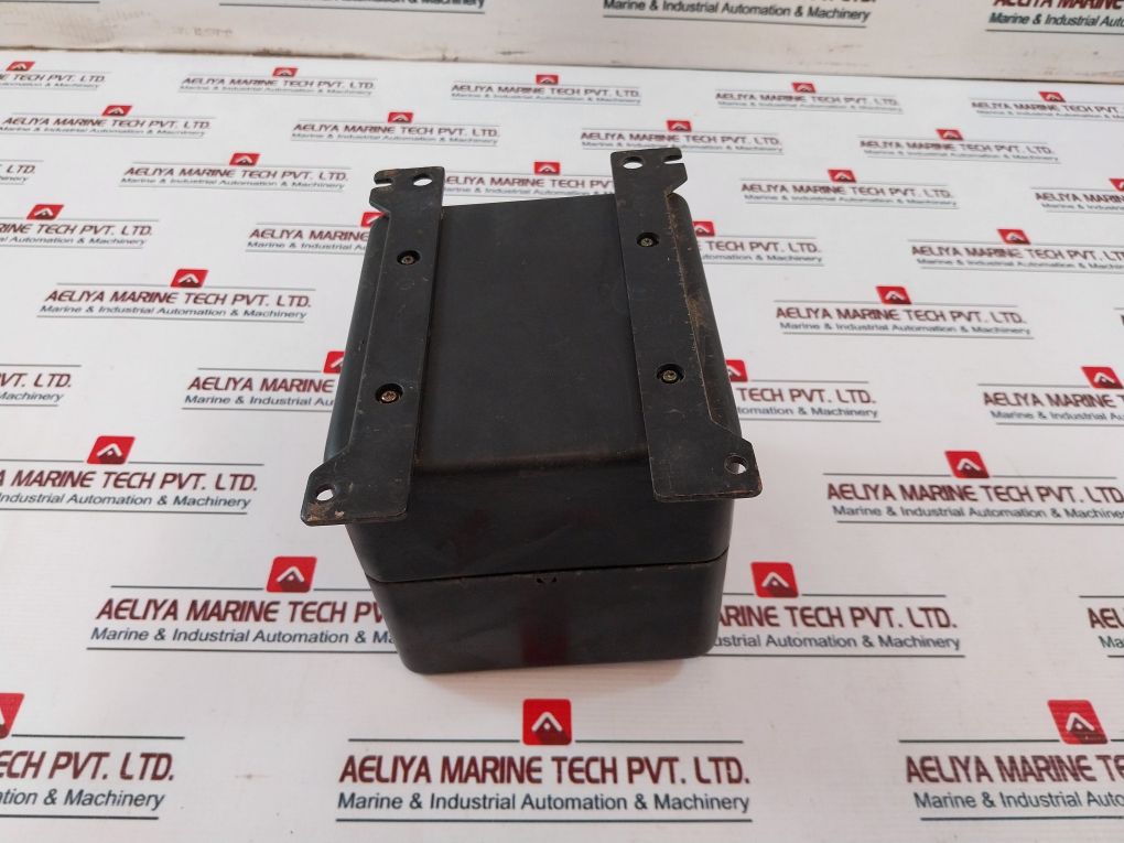 Omron K2Wr-r-s5U Reverse Power Relay 100/110/200/220Vac 5A 50/60Hz