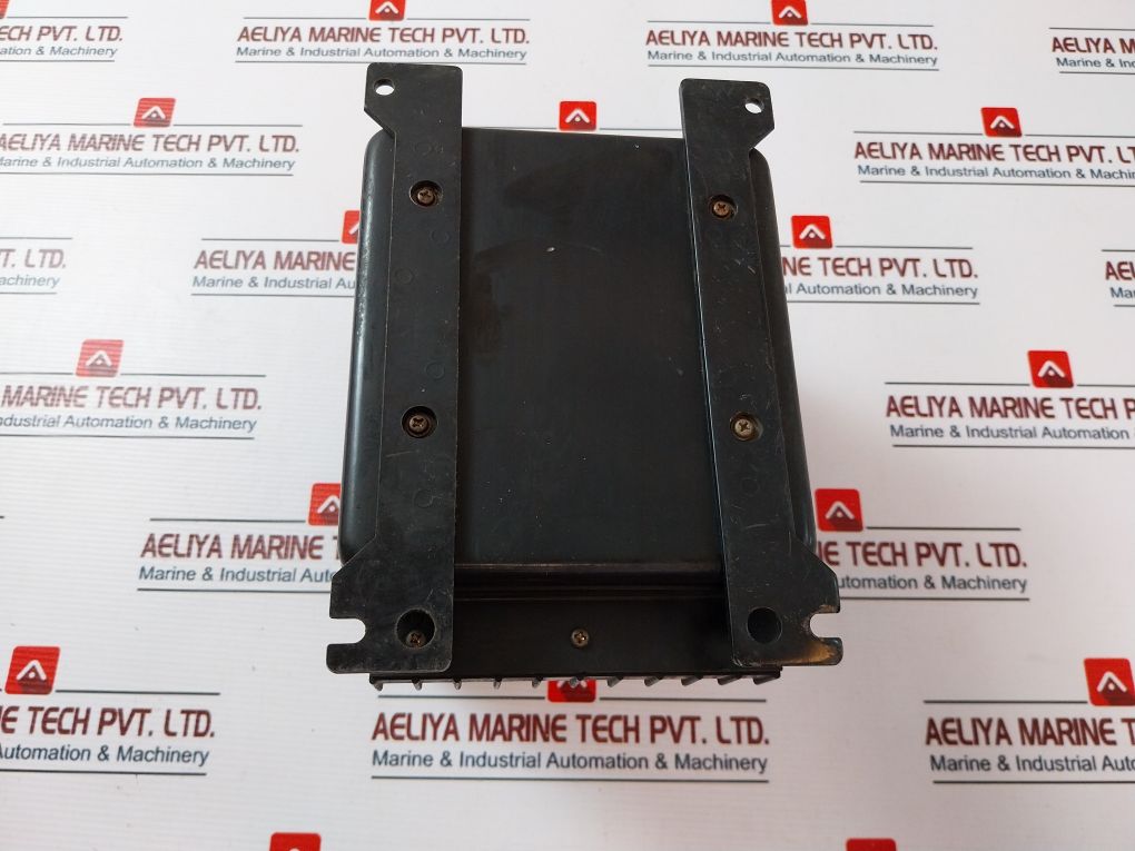 Omron K2Wr-r-s5U Reverse Power Relay 5A 100/110/200/220Vac 50/60Hz