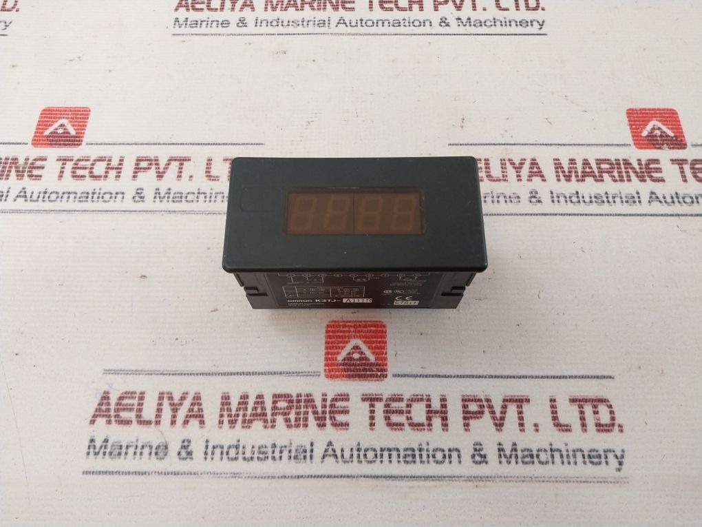 Omron K3Tj-a111R Meter Panel Mount 100 To 240 Vac