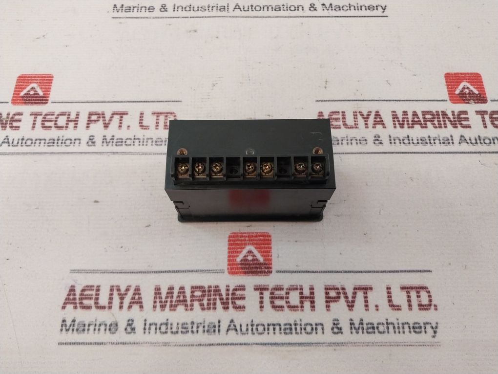 Omron K3Tj-a111R Meter Panel Mount 100 To 240 Vac