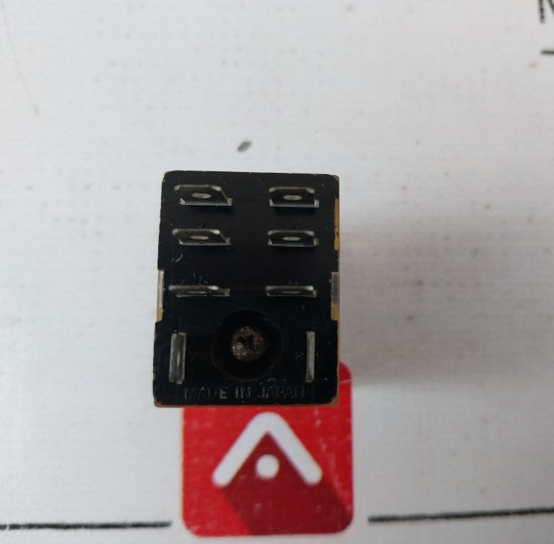 Lot Of 2X Omron Ly1 Relay