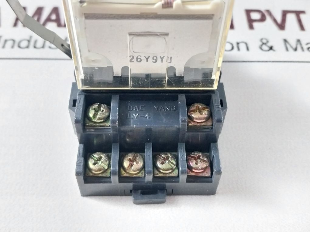 Omron Ly4N Relay 24Vdc