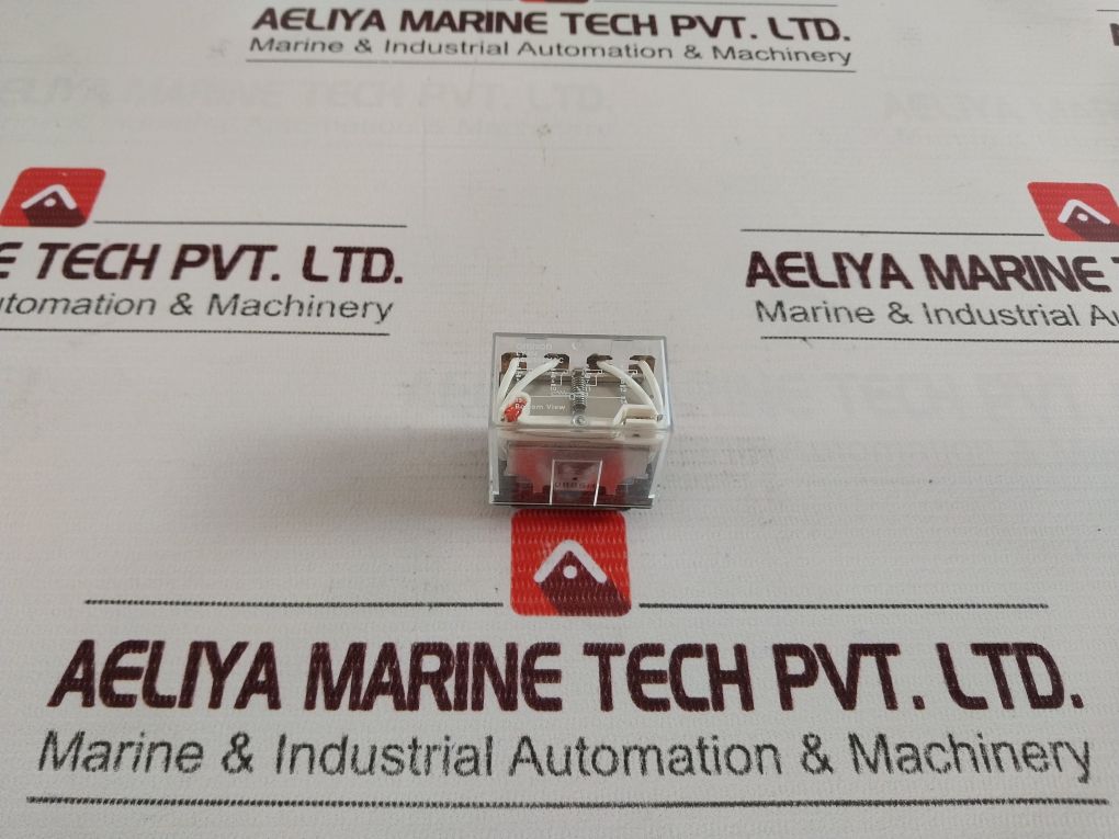 Omron Ly4N General Purpose Relay 14 Pin 100/110 Vac