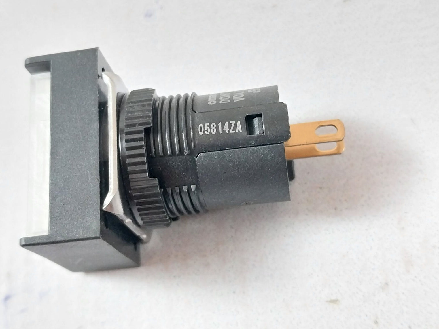 Omron M16-0 Indicator Light