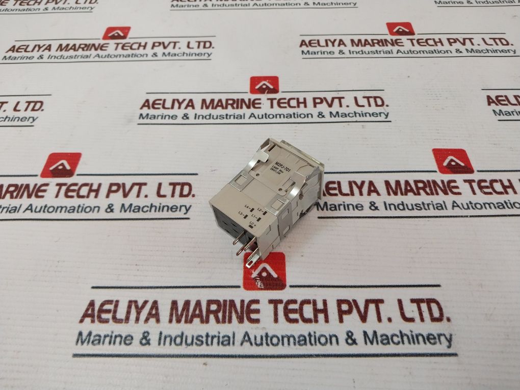 Omron M2Pj-701 Lighted Pushbutton Switch