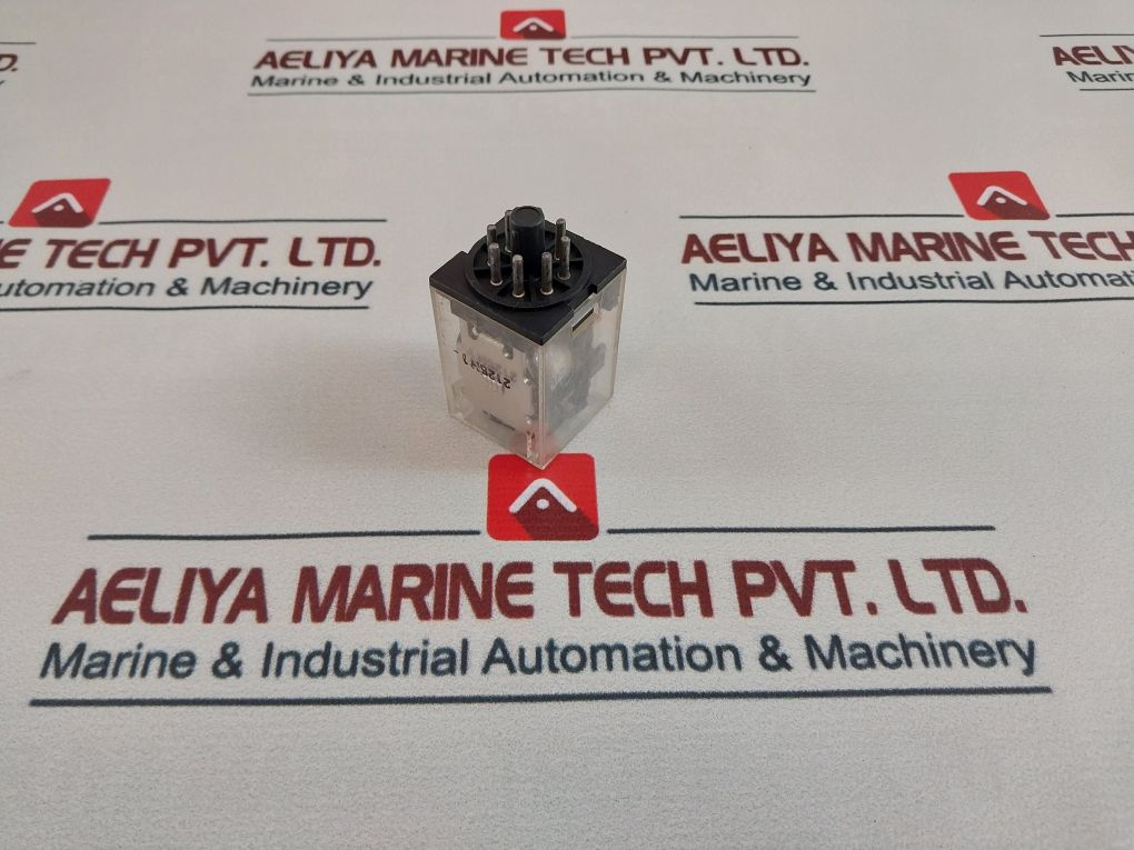 Omron Mk2Pn-i Relay 250Vac 28Vdc 10A