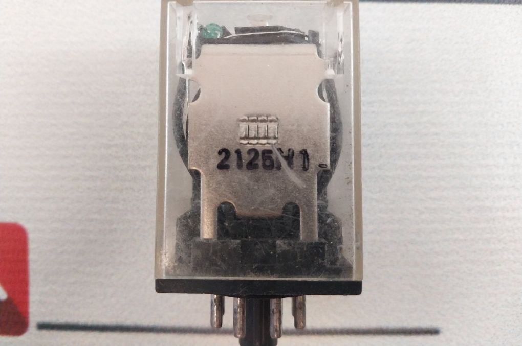 Omron Mk2Pn-i Relay 250Vac 28Vdc 10A