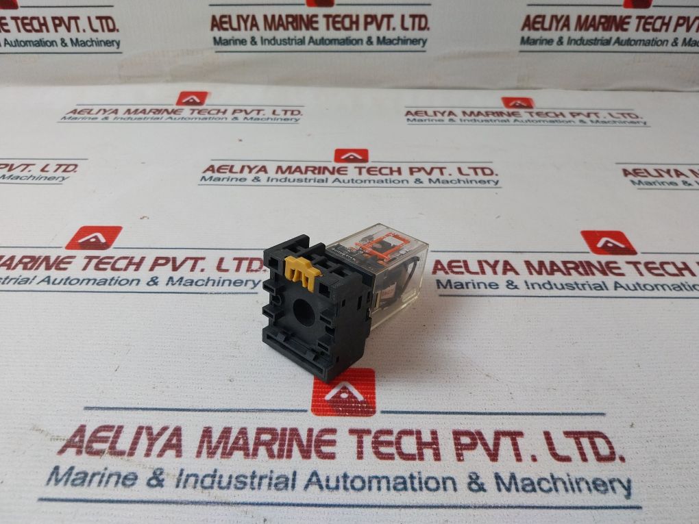 Omron Mk3P5-n Relay With Socket