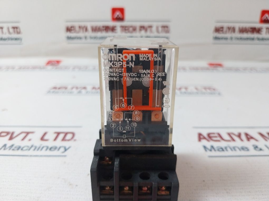Omron Mk3P5-n Relay With Socket