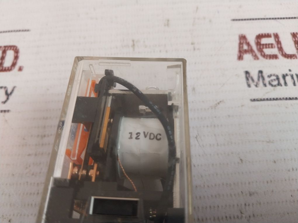 Omron Mk3P5-s Relay With Socket 250V 50/60Hz