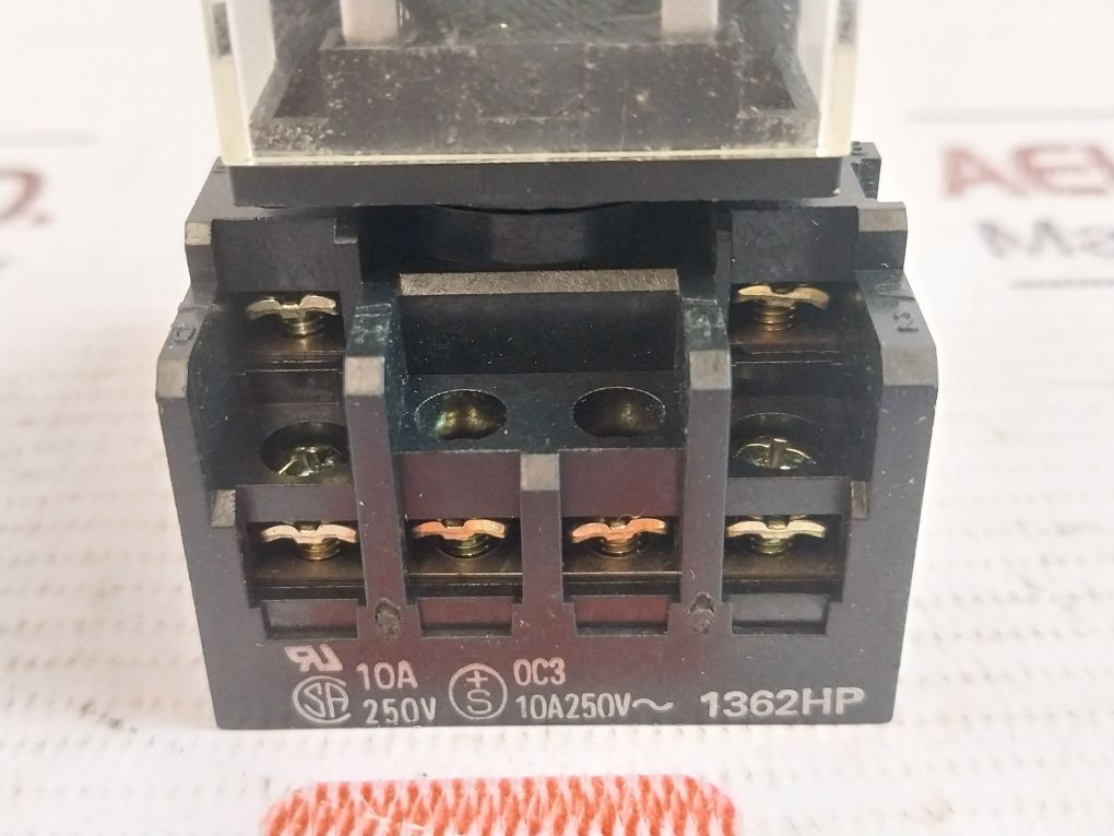Omron Mk3P5-s Relay With Socket 250V 50/60Hz